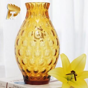 LỌ HOA PHA LÊ NHIỀU MÀU OPTIKA HỢP PHONG THỦY 13 Hiện đại, tinh tế, sáng tạo, trang nhã và ấn tượng là những gì mà lọ hoa pha lê Tiệp Optika nhiều màu hợp phong thủy sẽ đem đến cho không gian sống và làm việc của chính bạn.