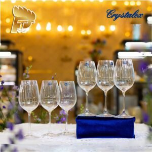 LY UỐNG RƯỢU VANG ĐỎ PHA LÊ VIOLA OPTIC 5 Nâng tầm bàn ăn của bạn với thiết kế ly uống rượu vang đỏ Viola Optic 350ml thời thượng. Hoàn hảo cho phục vụ rượu tại nhà hàng, khách sạn hoặc làm quà tặng độc đáo và đẳng cấp.