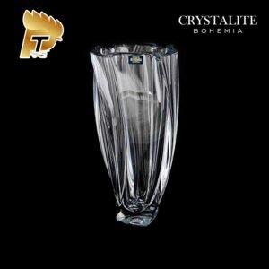 Lọ hoa pha lê Neptune 25.5cm với thiết kế đầy tính nghệ thuật hoàn hảo cho mọi không gian và mang đến ấn tượng nhờ khúc xạ ánh sáng từ chất liệu pha lê cao cấp. Một món quà sang trọng và tinh tế dành cho người yêu thích trang trí nội thất.