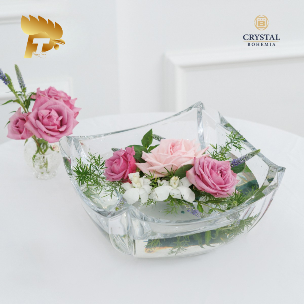 ÂU HOA QUẢ PHA LÊ TIỆP TÔ COLOSSEUM CRYSTALITE BOHEMIA