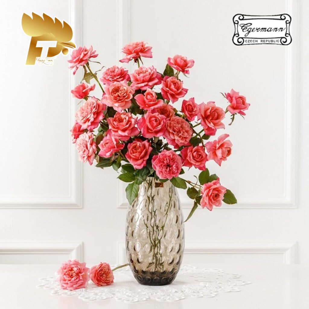 LỌ HOA PHA LÊ MÀU KHÓI OPTIKA CHO NGƯỜI MỆNH KIM CAO 26 CM